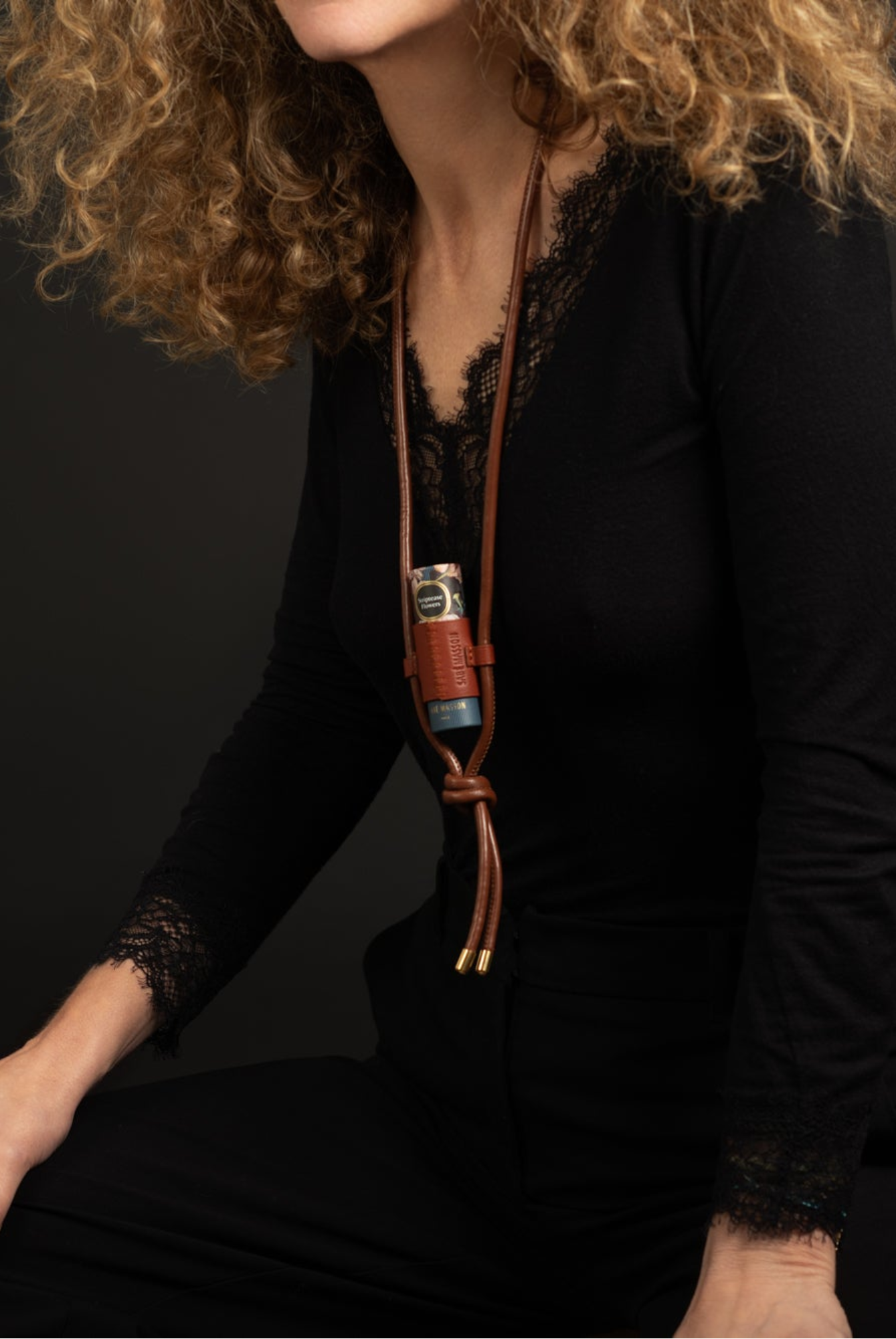 Sabé Masson-Perfume stick strap – Signal Right